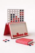 PlayBook’d Four in a Row – Der zeitlose Strategie-Klassiker im Buchformat