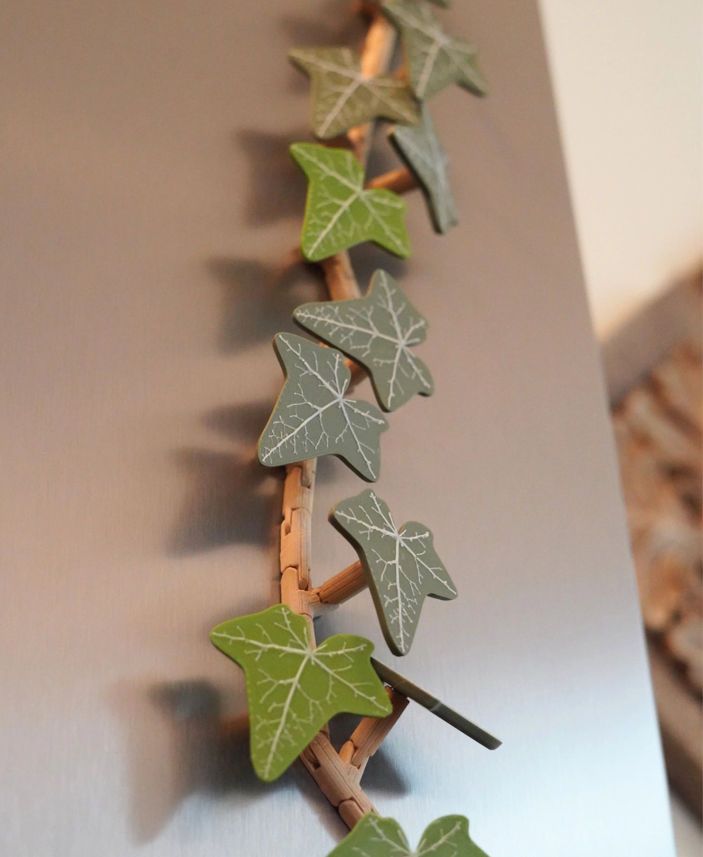 Modularer Magnet-Efeu – Hol dir die Natur an deinen Kühlschrank!